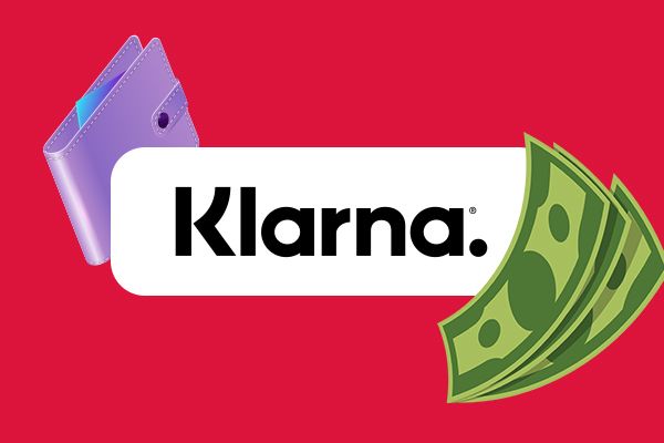 Logo Klarna, banknoty i portfel